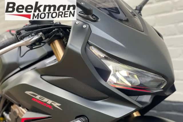 Honda CBR650R (2020) thumbnail 3