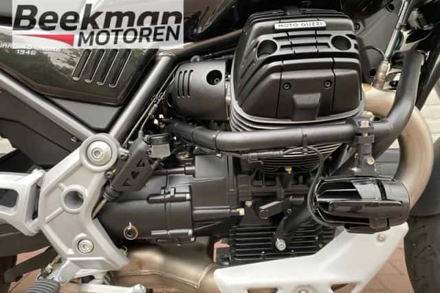 Moto Guzzi V85 TT (2024) thumbnail 5