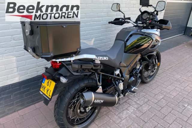 Suzuki V-Strom (2019) thumbnail 3