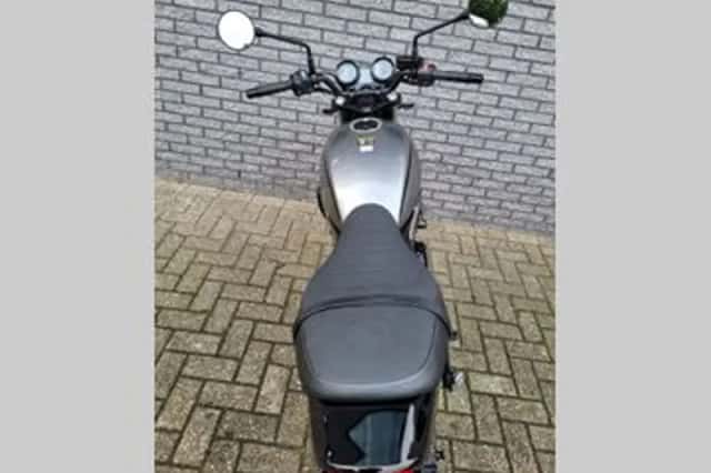 Kawasaki Z 650 RS (2022) thumbnail 4