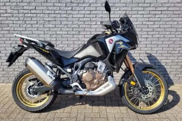 Honda CRF1100A4 (2021) thumbnail 1