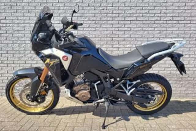 Honda CRF1100A4 (2021) thumbnail 3