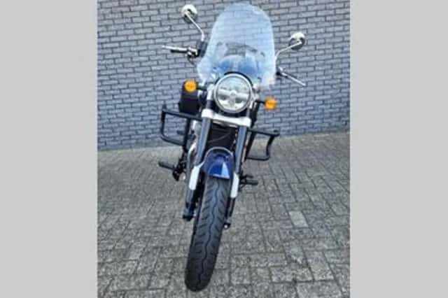 Royal Enfield Super Meteor 650 (2023) thumbnail 2