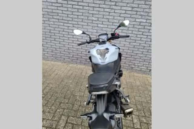 Suzuki GSX-S1000 (2022) thumbnail 4