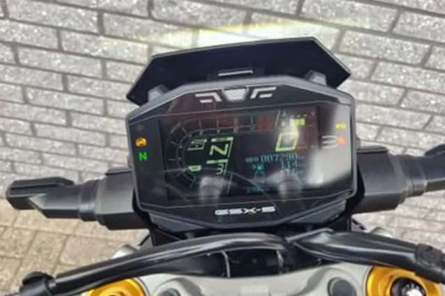 Suzuki GSX-S1000 (2022) thumbnail 6