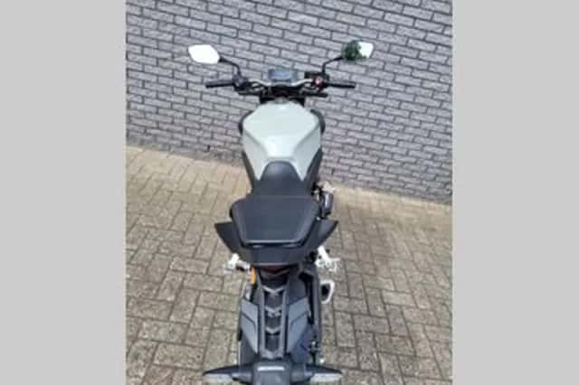 Honda CB650R (2025) thumbnail 4