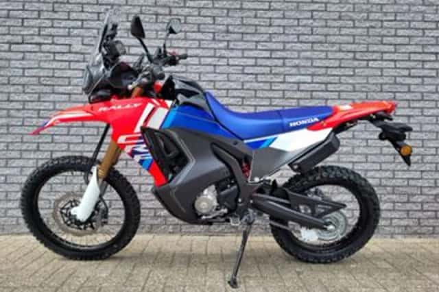 Honda CRF 300 Rally (2025) thumbnail 3