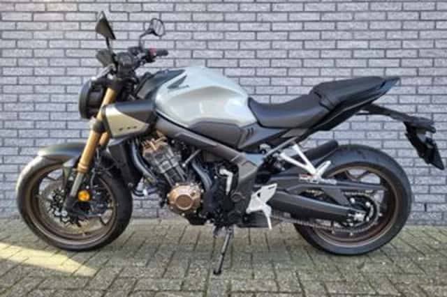 Honda CB650RA E-Clutch (2025) thumbnail 3