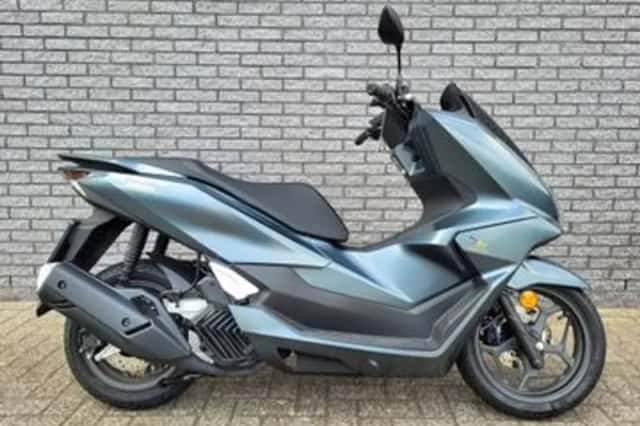Honda PCX 125 (2025) thumbnail 1