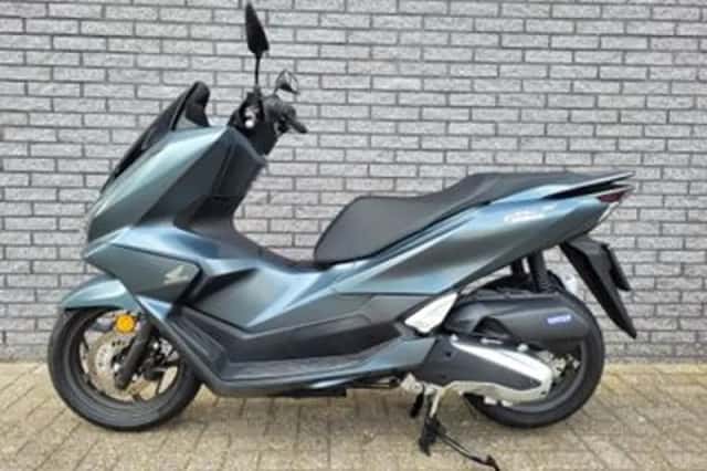 Honda PCX 125 (2025) thumbnail 3