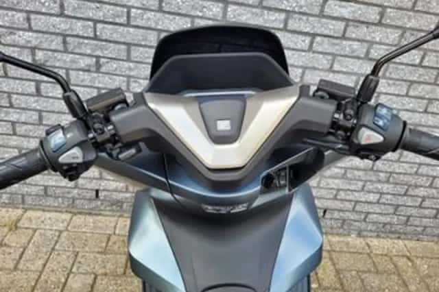 Honda PCX 125 (2025) thumbnail 5