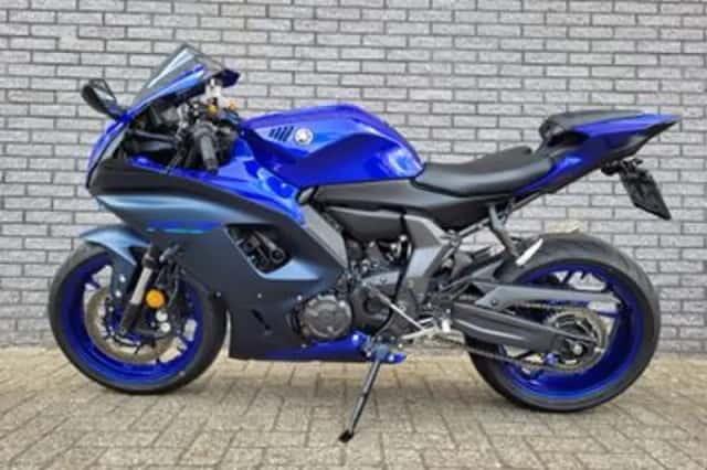 Yamaha YZF-R7 (2024) thumbnail 3