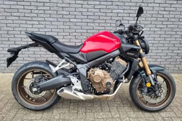 Honda CB650R (2026) thumbnail 1