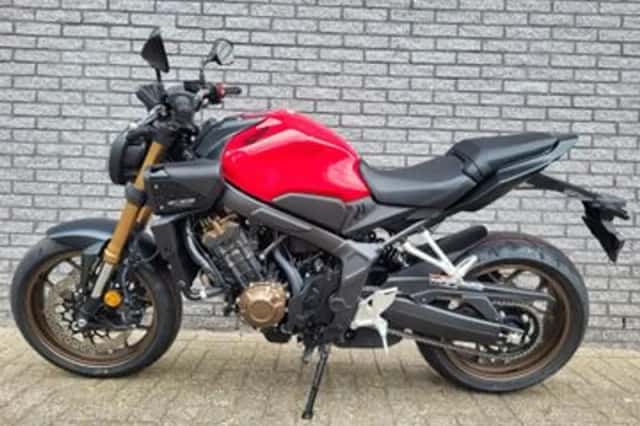 Honda CB650R (2026) thumbnail 3