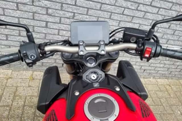 Honda CB650R (2026) thumbnail 5