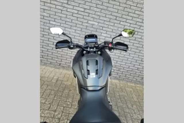 Honda NC750X (2017) thumbnail 4