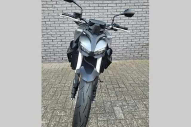 Honda CB 1000 Hornet (2025) thumbnail 2