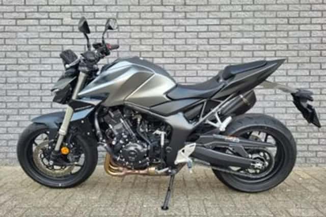 Honda CB 1000 Hornet (2025) thumbnail 3
