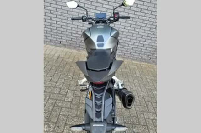 Honda CB 1000 Hornet (2025) thumbnail 4