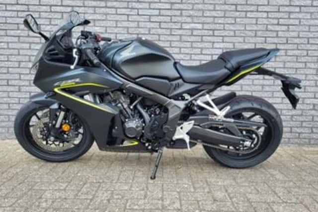 Honda CBR650R (2026) thumbnail 3