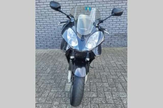 Honda VFR800 (2006) thumbnail 2