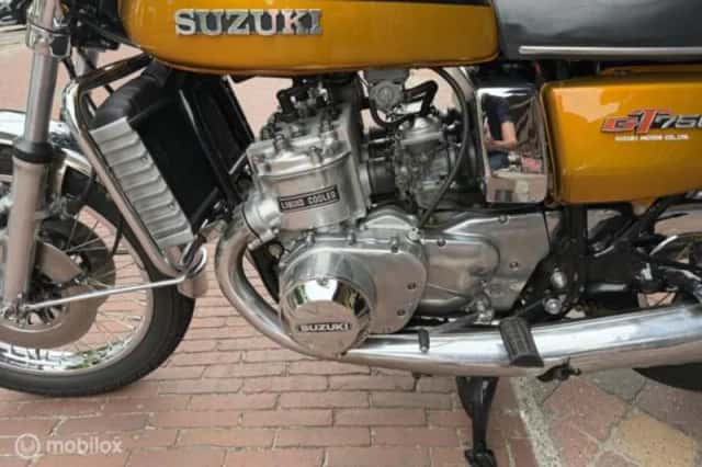 Suzuki GT 750 (1975) thumbnail 6