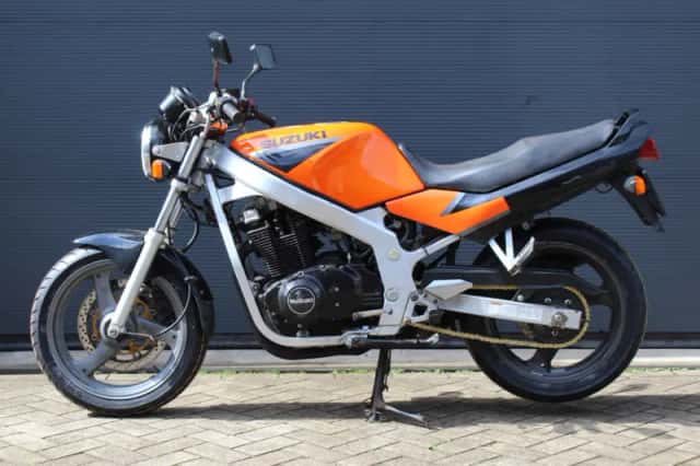 Suzuki GS 500 E (0) thumbnail 6