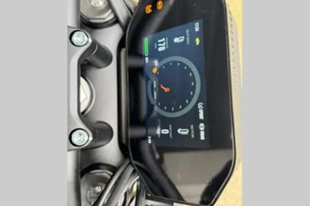 Zero SR/F (2026) thumbnail 6