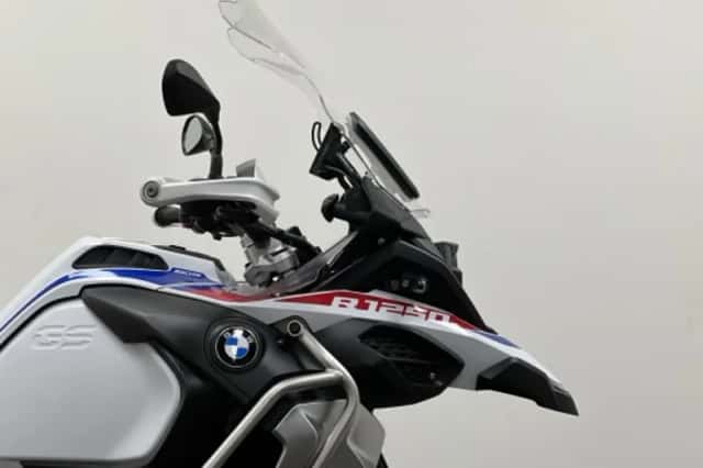 BMW R 1250 GS Adventure (2021) thumbnail 1