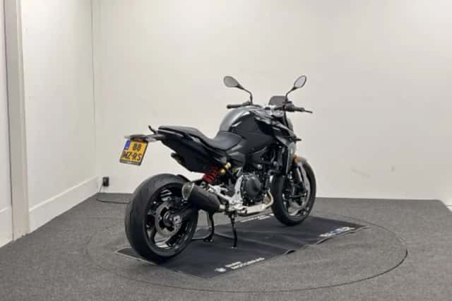 BMW F 900 R (2026) thumbnail 5
