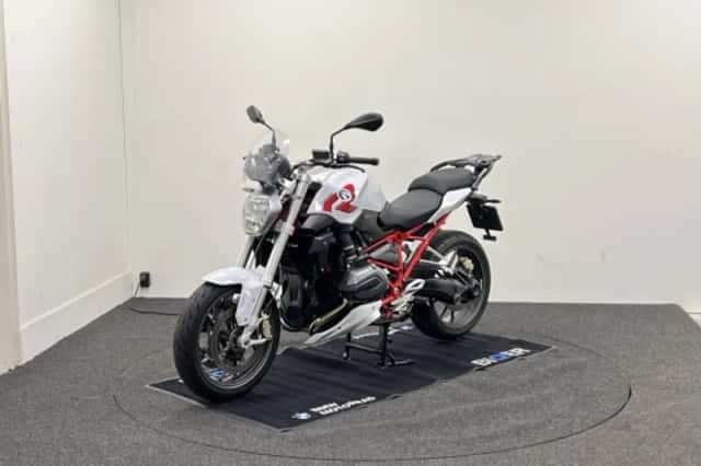BMW R 1200 R (2016) thumbnail 5