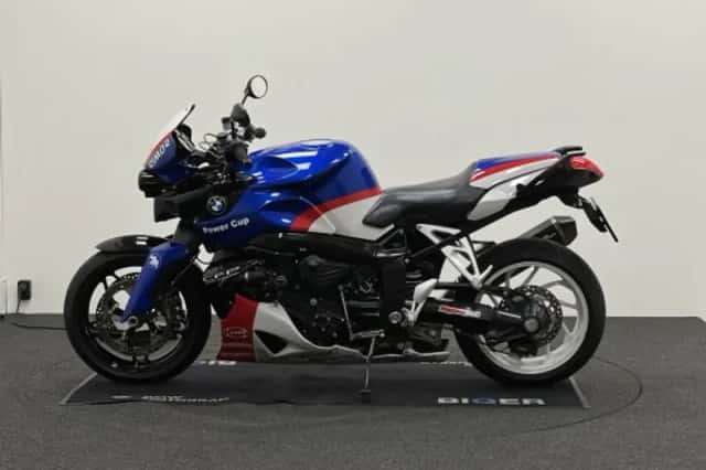 BMW K 1200R (2005) thumbnail 3