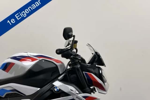 BMW M 1000 R (2024) thumbnail 1