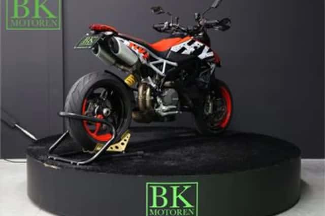 Ducati Hypermotard 950 RVE (2025) thumbnail 5