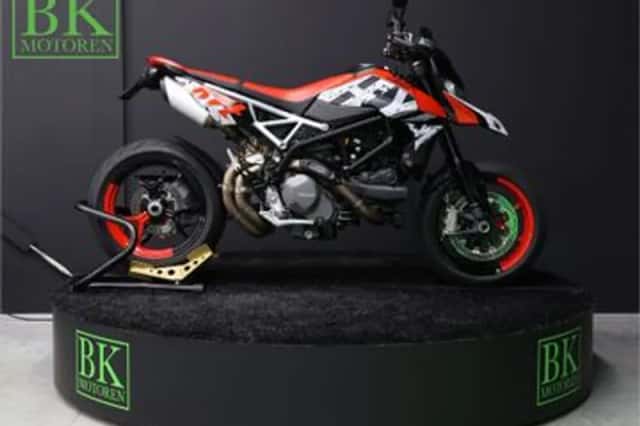 Ducati Hypermotard 950 RVE (2025) thumbnail 6