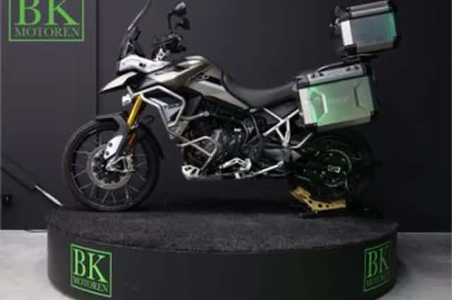 Triumph Tiger 900 Rally PRO (2023) thumbnail 3