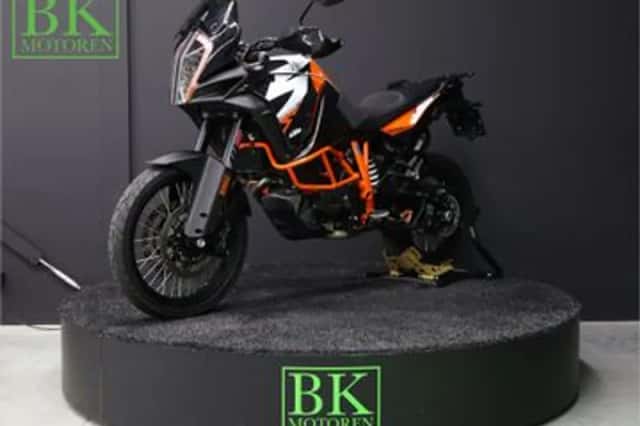 KTM 1290 Super Adventure (2019) thumbnail 2