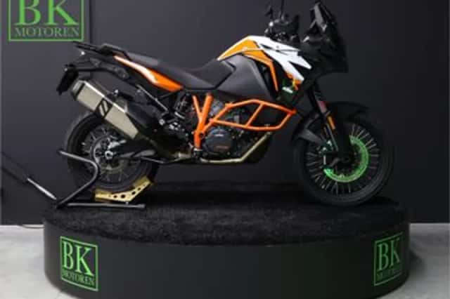 KTM 1290 Super Adventure (2019) thumbnail 6