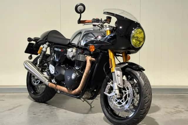 Triumph Thruxton 1200 RS (2023) thumbnail 2