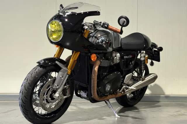 Triumph Thruxton 1200 RS (2023) thumbnail 5