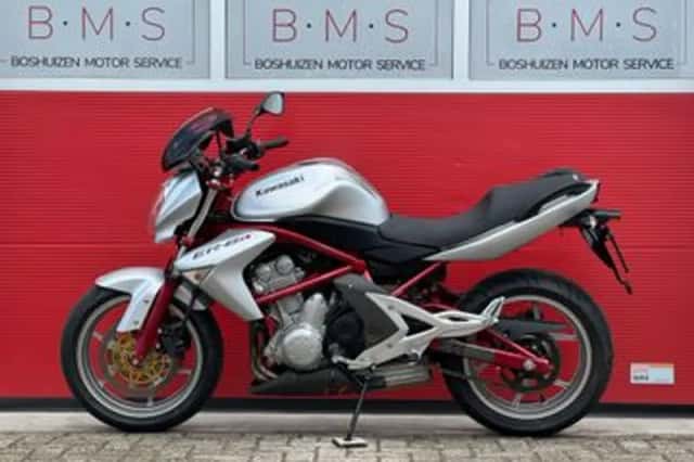Kawasaki Er-6n (2007) thumbnail 4