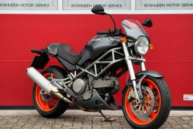 Ducati M 620 I.e (2004) thumbnail 2