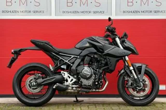 Suzuki GSX-8S (2024) thumbnail 1