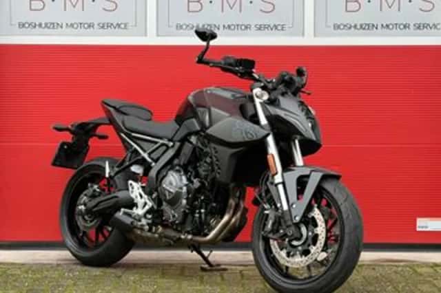 Suzuki GSX-8S (2024) thumbnail 2