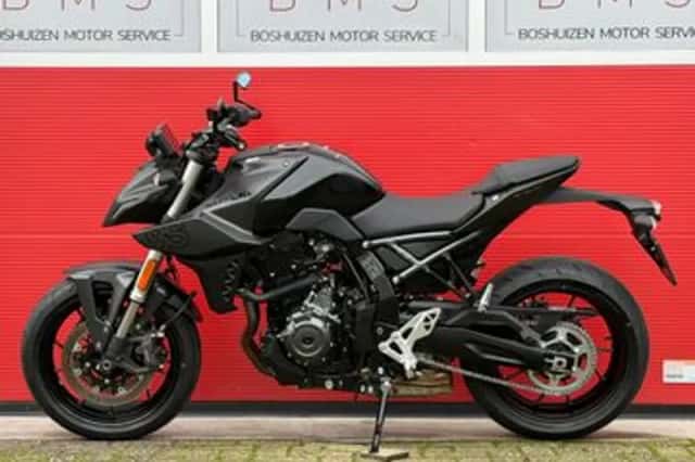 Suzuki GSX-8S (2024) thumbnail 4