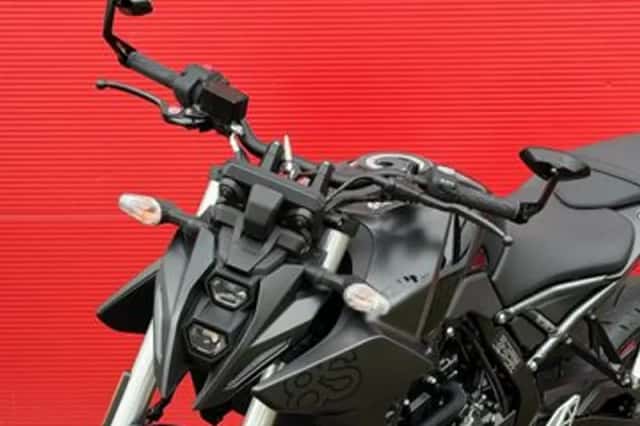 Suzuki GSX-8S (2024) thumbnail 6