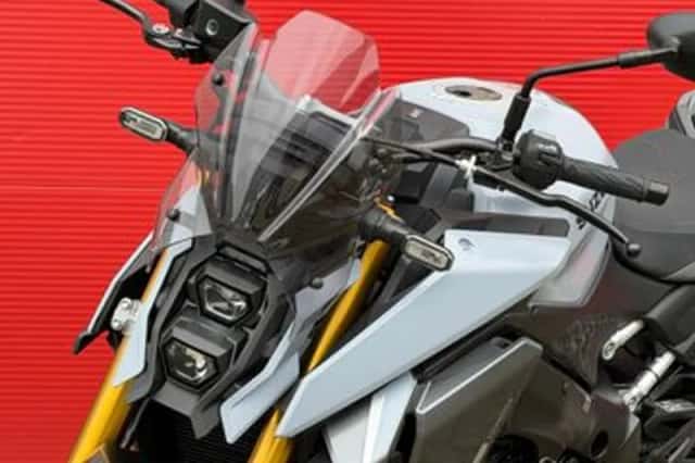 Suzuki GSX-S1000 (2022) thumbnail 6