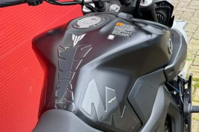 Yamaha MT-09 (2018) thumbnail 5