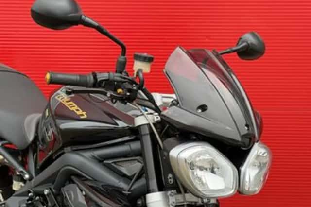 Triumph Street Triple R (2013) thumbnail 5