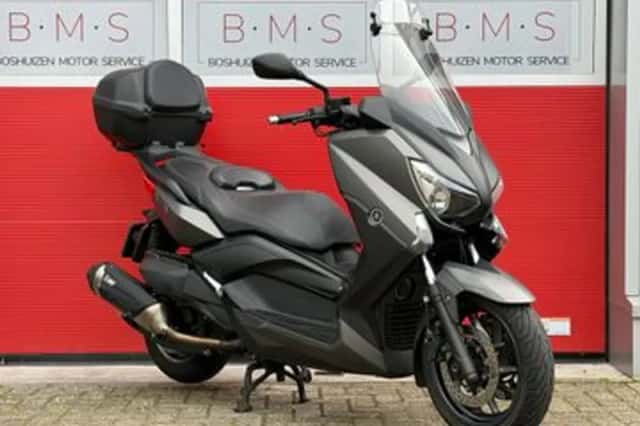 Yamaha X MAX 400 (2017) thumbnail 2